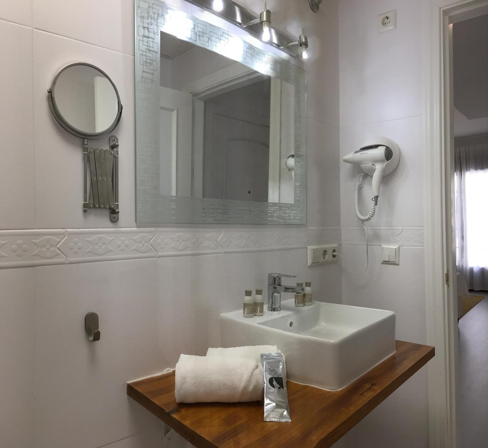 Apartamentos Baiti 龙达 外观 照片